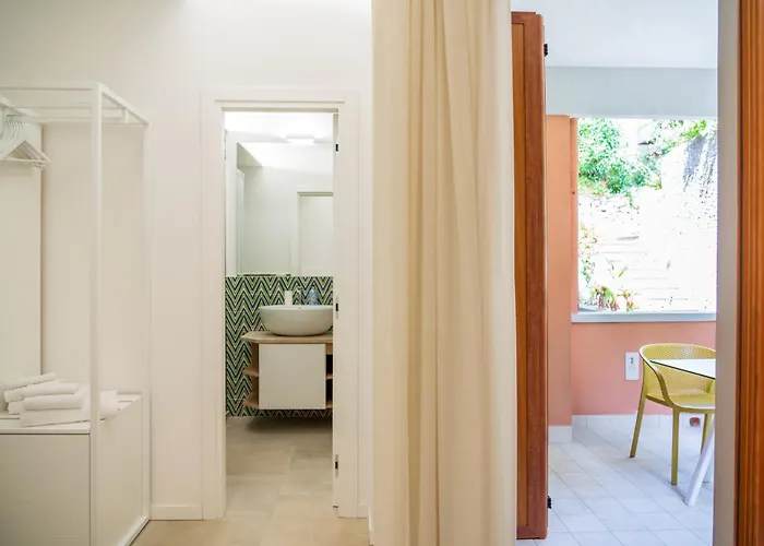 Koral בית הארחה קאפרי